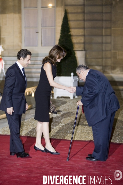 Nicolas Sarkozy et Carla Bruni-Sarkozy reçoivent le Président Irakien Jalal Talabani et son Epouse Hero Talabani pour un diner d Etat