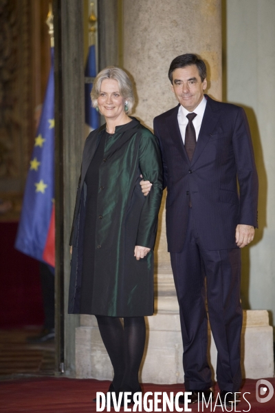 Nicolas Sarkozy et Carla Bruni-Sarkozy reçoivent le Président Irakien Jalal Talabani et son Epouse Hero Talabani pour un diner d Etat
