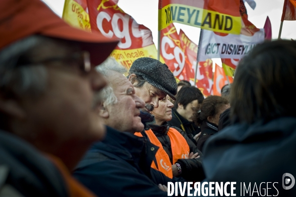 Manifestation intersyndicale contre le plan d austérité.