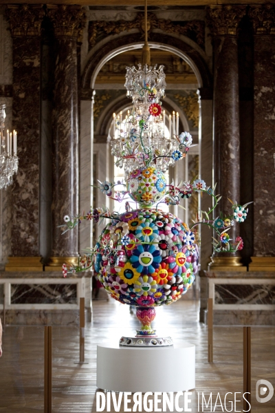 Exposition Murakami dans les salles du chateau de Versailles