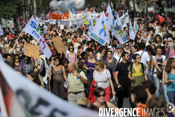 Manifestation de l enseignement du public et du prive.