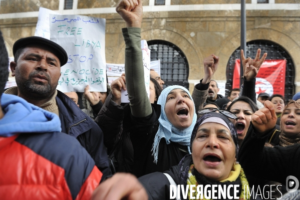 Solidarite des tunisiens envers le peuple libyen