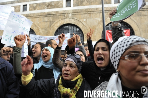 Solidarite des tunisiens envers le peuple libyen