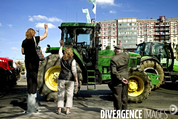 Les céréaliers manifestent dans Paris.