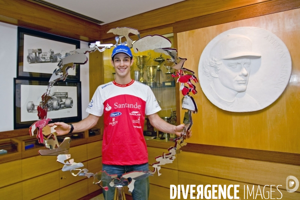 Le bureau d Ayrton SENNA.