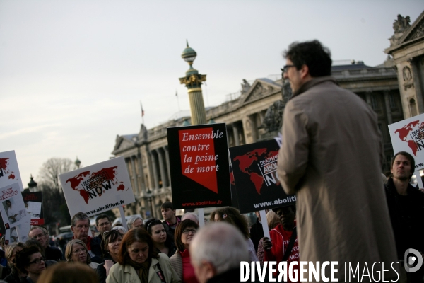 Rassemblement Parisien place de la concorde contre la peine de mort et en faveur de Hank Skinner prisonnier