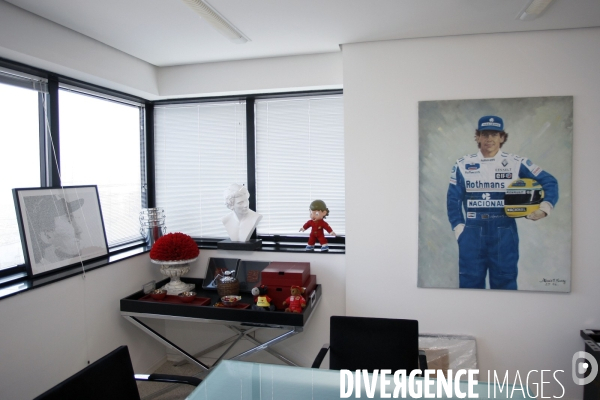 Le bureau d Ayrton SENNA.