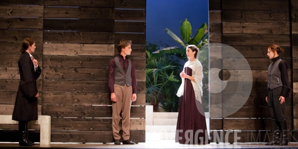 Le Triomphe de l amour de Marivaux, mise en scène de Jacques Osinski