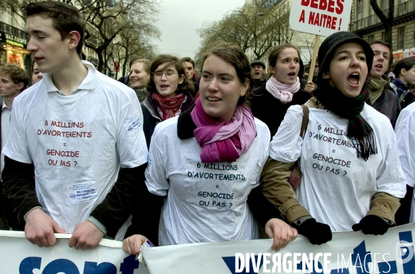 Manifestation contre l avortement à l appel du collectif  30 ans ça suffit .