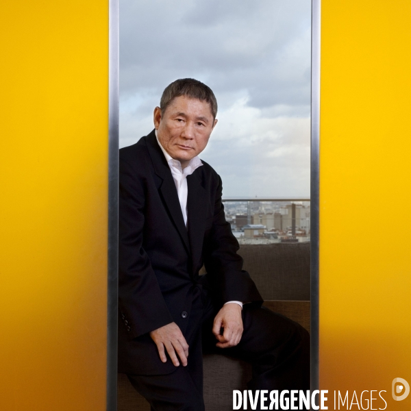 Takeshi Kitano, s invite à la Fondation Cartier dans le cadre de l exposition « Gosse de peintre »