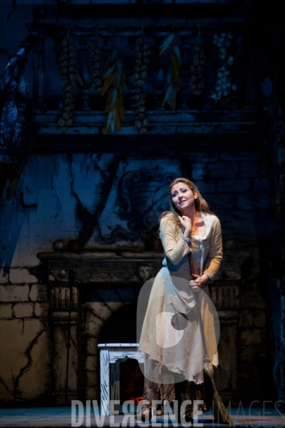 La Cenerentola de Gioacchino Rossini, mise en scène   Jean-Pierre Ponnelle