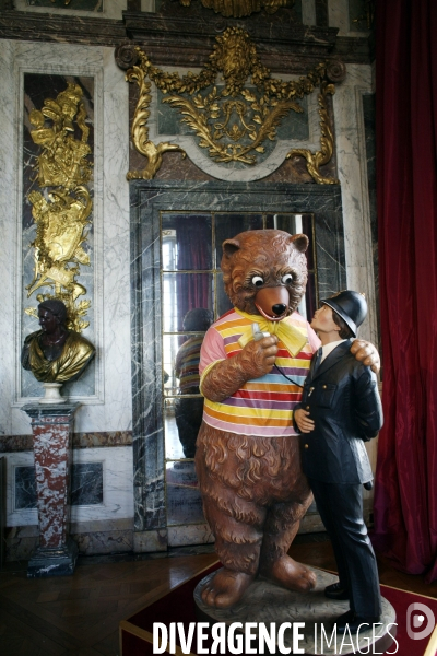 Exposition de l artiste New-Yorkais Jeff Koons dans les appartements royaux et les jardins du Chateau de Versailles