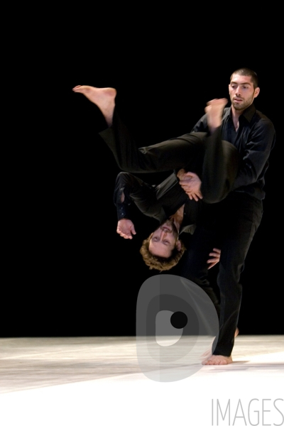 Petit torn de dança d Emanuel Gat