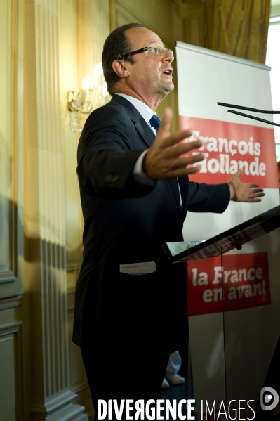 F.Hollande candidat aux primaires