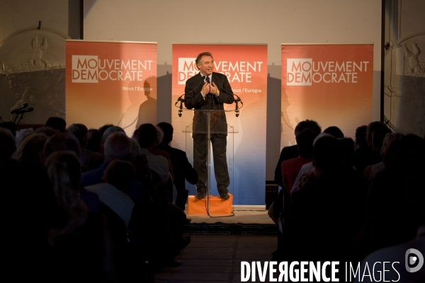 Francois Bayrou en Campagne a  Perpignan