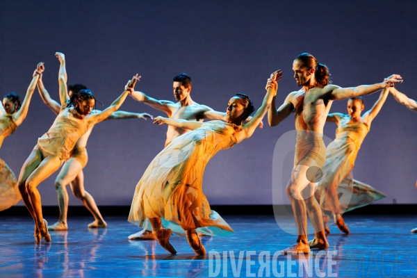 Les Quatre Saisons, chorégraphie Mauro Bigonzetti - Grands Ballets Canadiens de Montréal