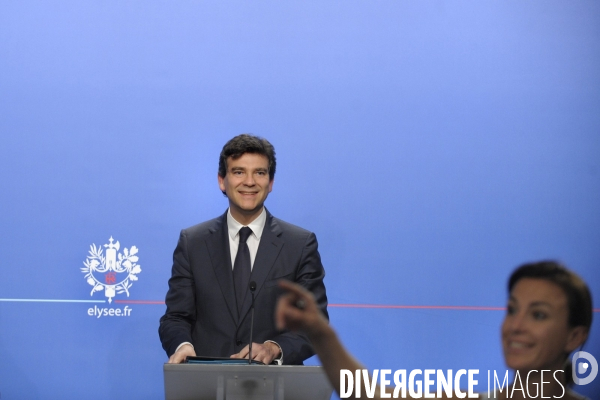 Plan automobile. presentation par arnaud montebourg et michel sapin