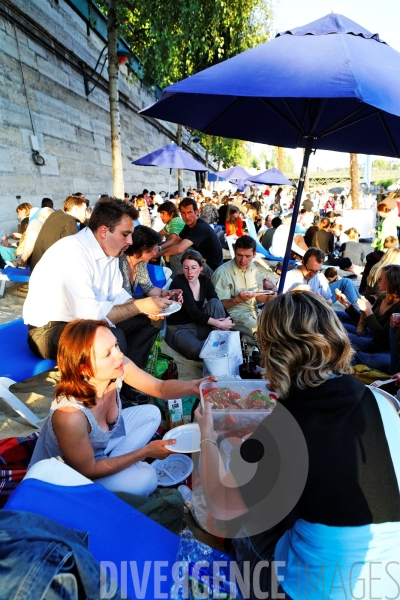 Un pique-nique géant pour ouvrir Paris Plages 2008