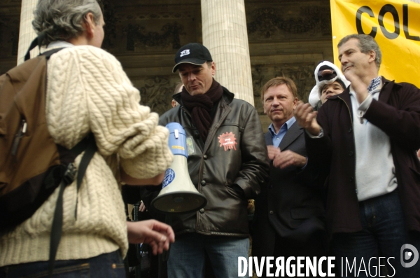 Manifestation pour la defense des loups et de l ours