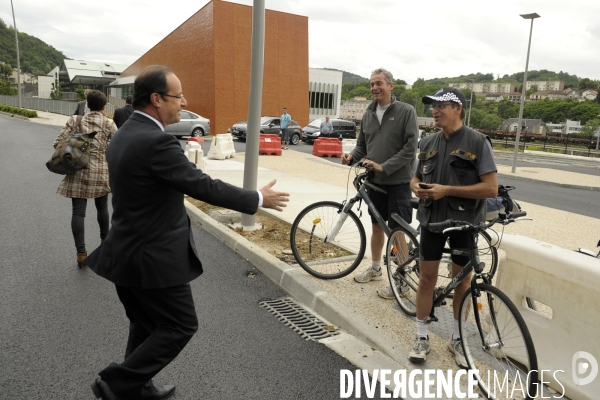 Francois hollande a tulle pour la commemoration des martyrs de tulle