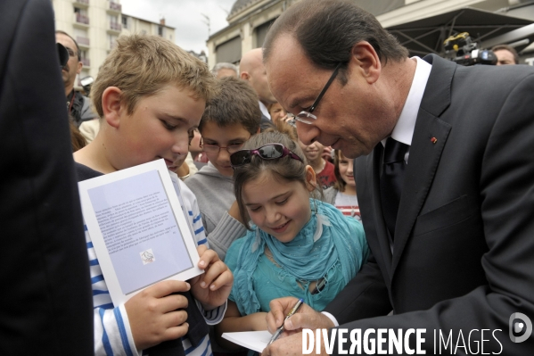 Francois hollande a tulle pour la commemoration des martyrs de tulle