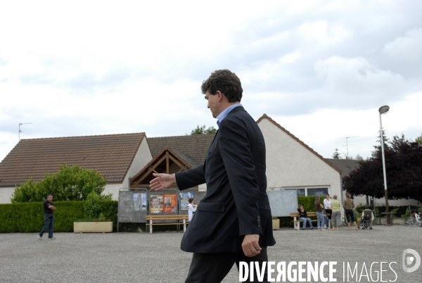 Arnaud Montebourg en campagne pour les législatives