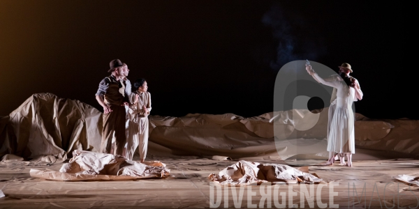 Voyageurs immobiles , de  Philippe Genty et Mary Underwood