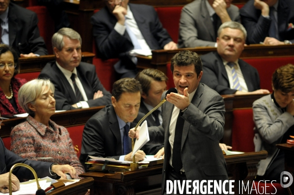 Rentree a l assemblee nationale pour les ministres evinces du gouvernement.