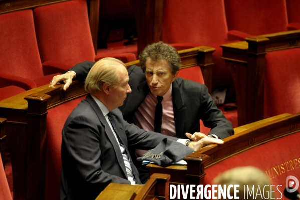 Rentree a l assemblee nationale pour les ministres evinces du gouvernement.