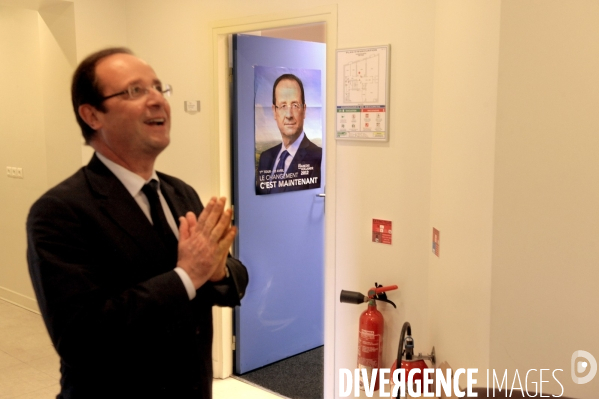 Coulisses de l election. francois hollande a son qg de campagne