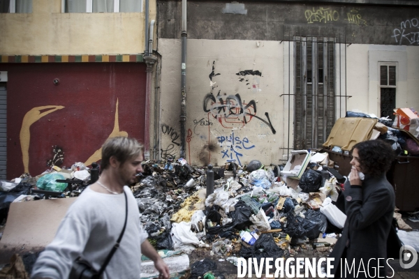 15 eme jour de greve des éboueurs