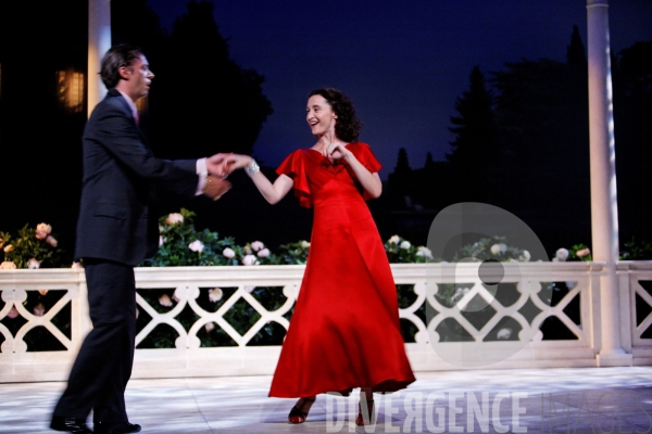 Vie privée d après The Philadelphia Story de Philip BARRY, mise en scène de Pierre LAVILLE
