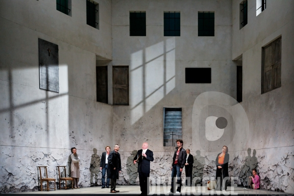 Tartuffe de Molière - mise en scène Stéphane Braunschweig
