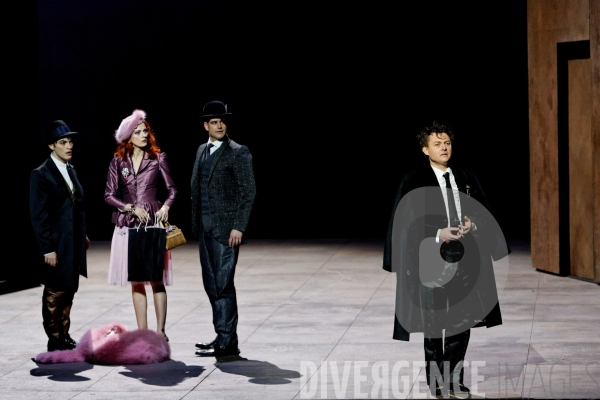 Yvonne, princesse de Bourgogne, mise en scène Luc Bondy