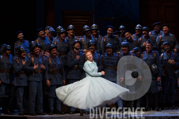 La Fille du régiment  de Donizetti, Mise en scène  Laurent Pelly