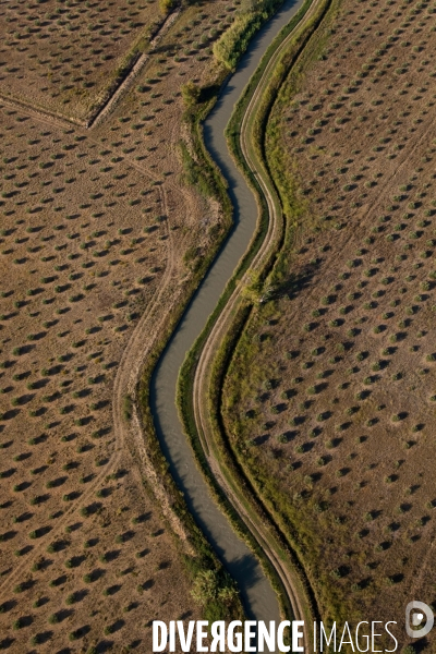 Vue aérienne des Alpilles