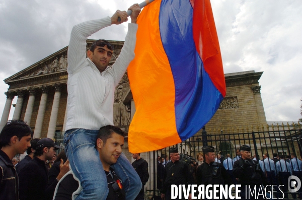 Manifestation des arméniens de france a assemblée nationale