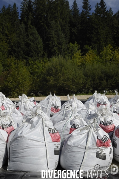 Désamiantage du revêtement de la chaussée du tunnel de Chamoise