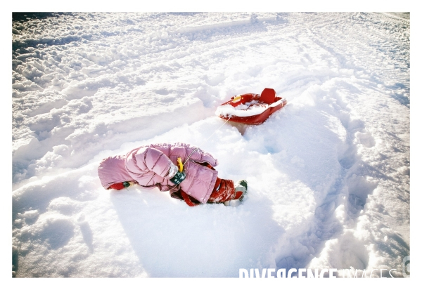 Jeu d enfants dans la neige