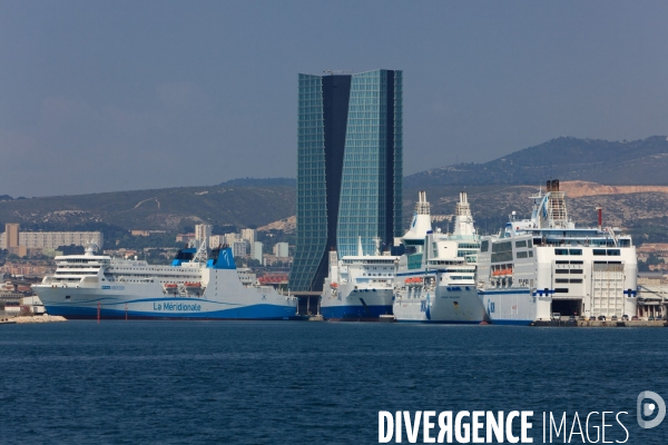 La tour CMA-CGM et le Grand Port Maritime de Marseille