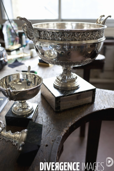 Francois mellerio, pdg de mellerio dits meller, joaillier francais independant qui a cree et fabrique la coupe des mousquetaires (open de france de tennis-roland garros)