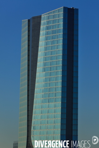 La tour CMA-CGM et le Grand Port Maritime de Marseille