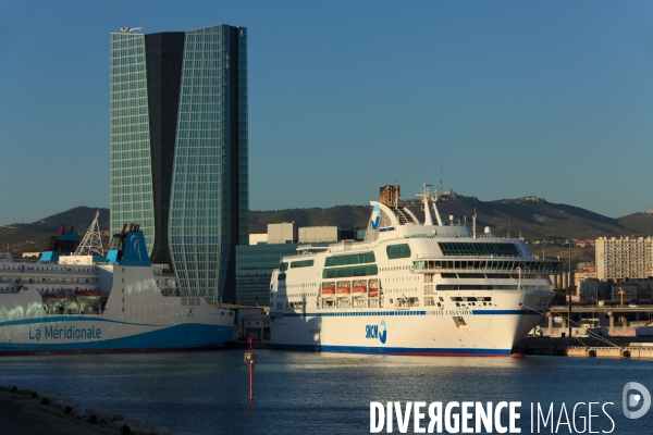 La tour CMA-CGM et le Grand Port Maritime de Marseille