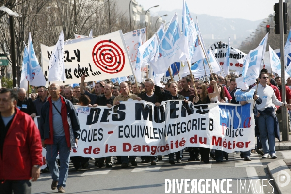 Manifestation des policiers de l UNSA.