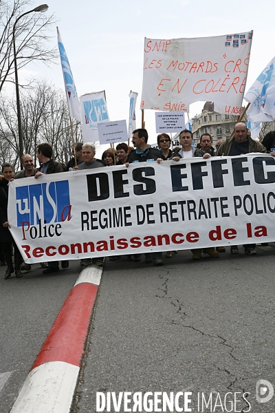 Manifestation des policiers de l UNSA.