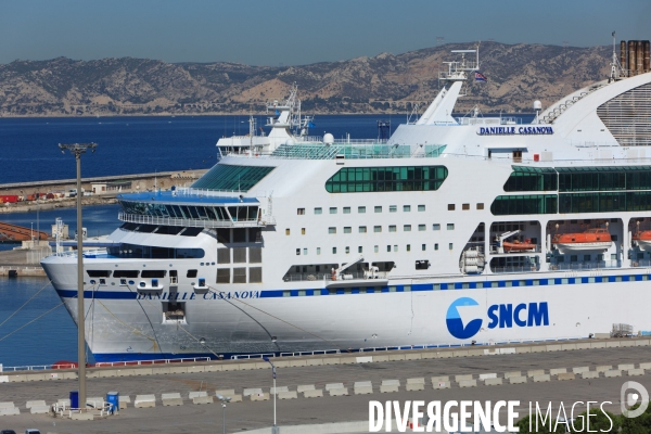 La tour CMA-CGM et le Grand Port Maritime de Marseille