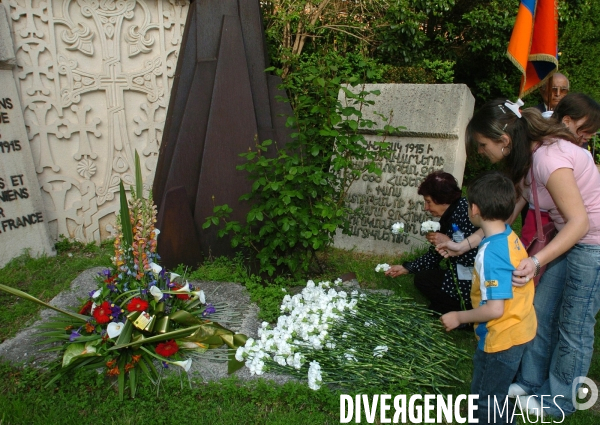 Céremonies pour le 91 éme anniverssaire du genocide armenien a marseille.