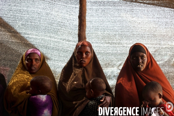Le camp de dadaab, a l est du kenya, est considere comme le plus grand camp de refugies au monde. l un des centres de sante de msf.