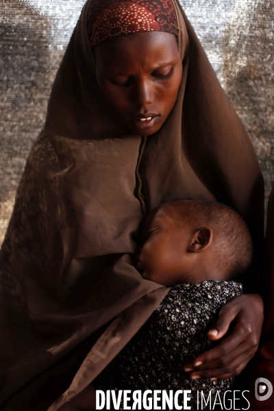 Le camp de dadaab, a l est du kenya, est considere comme le plus grand camp de refugies au monde. l un des centres de sante de msf.