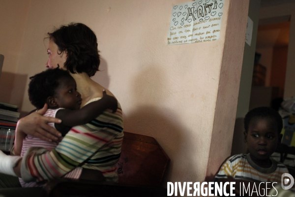 Le collectif sos-haiti-enfants-adoptes, en deplacement en haiti afin de tenter d accelerer les procedures d adoptions.